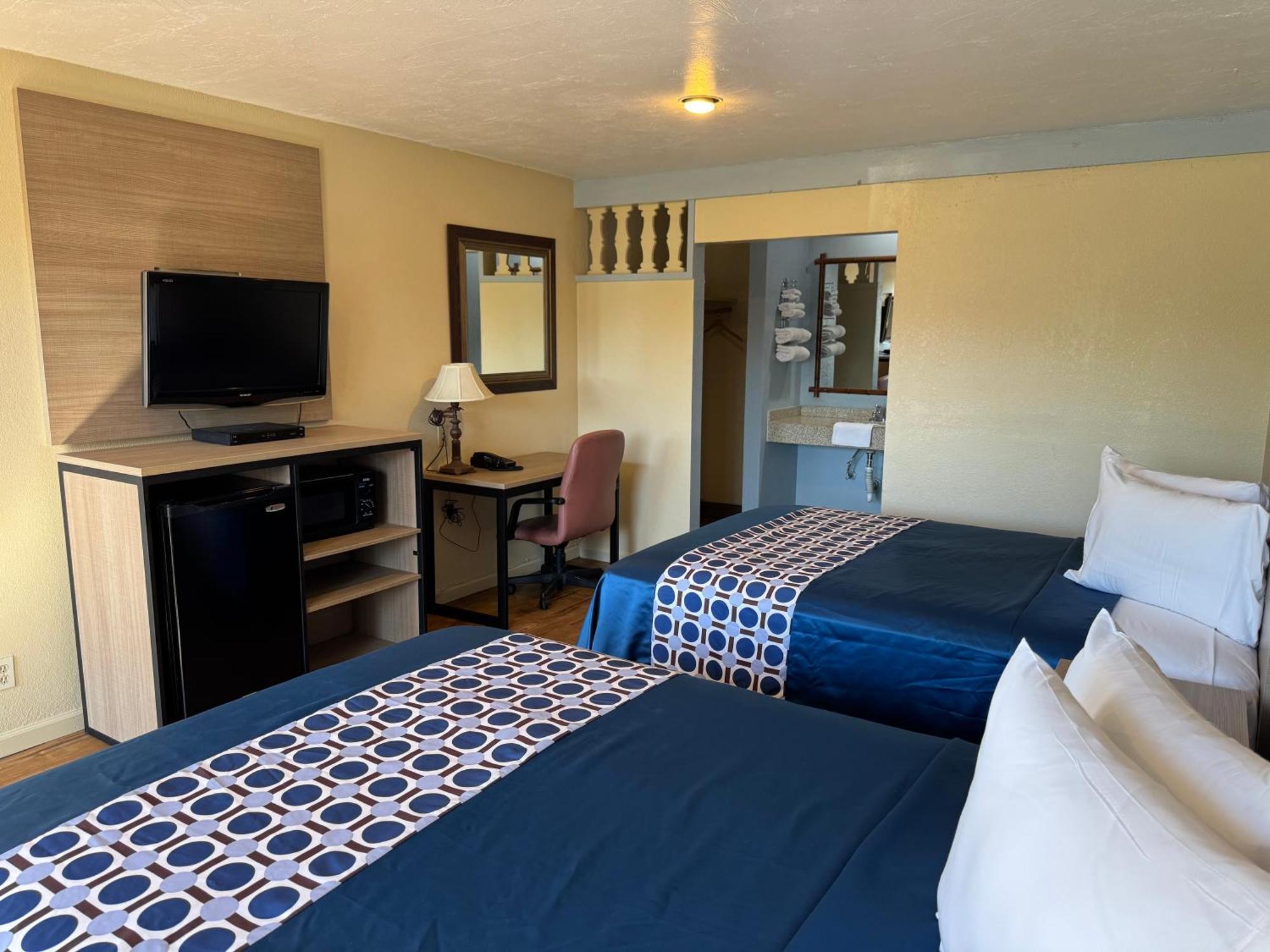 Discovery Inn 모데스토 객실 사진
