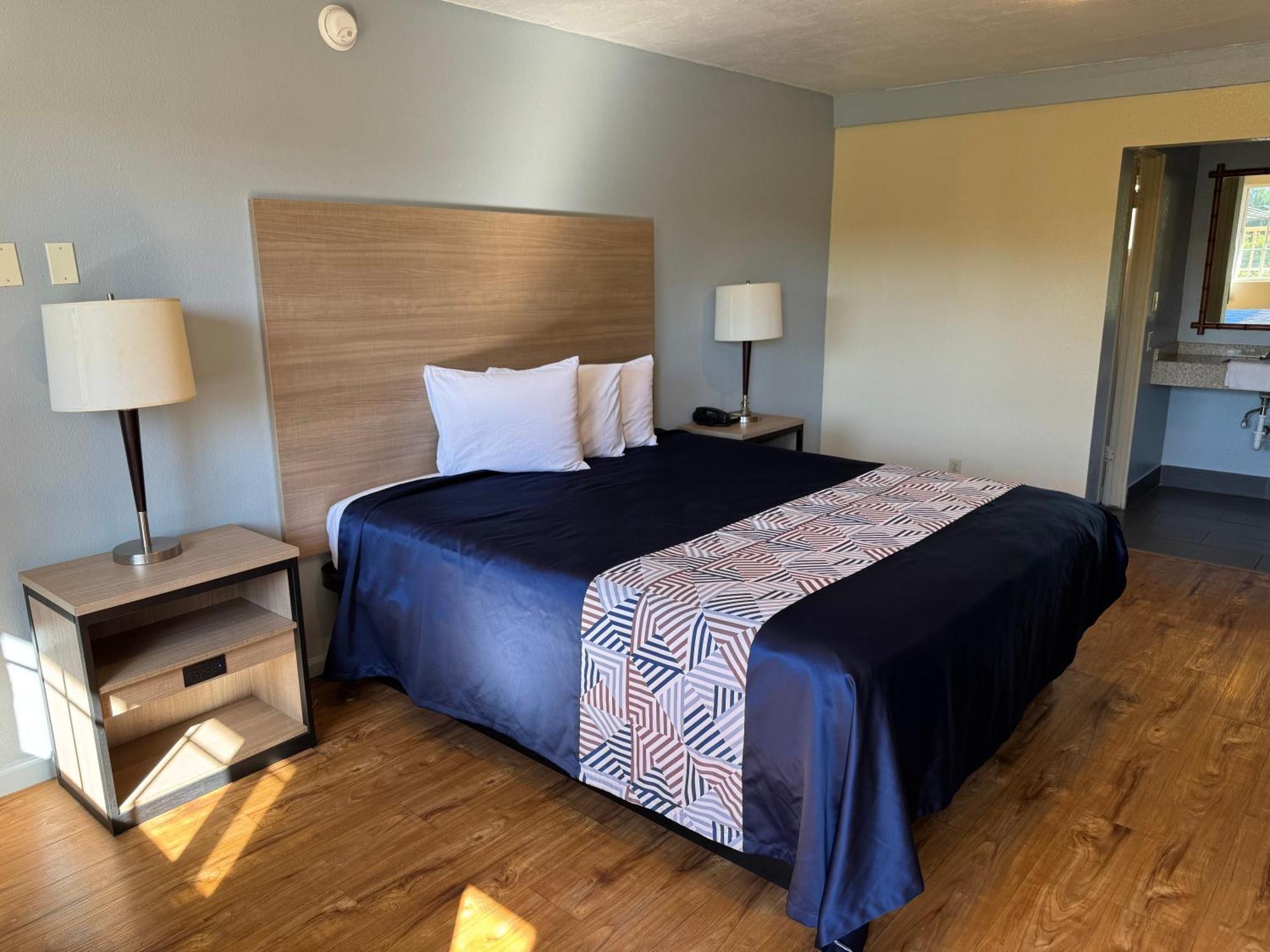 Discovery Inn 모데스토 외부 사진